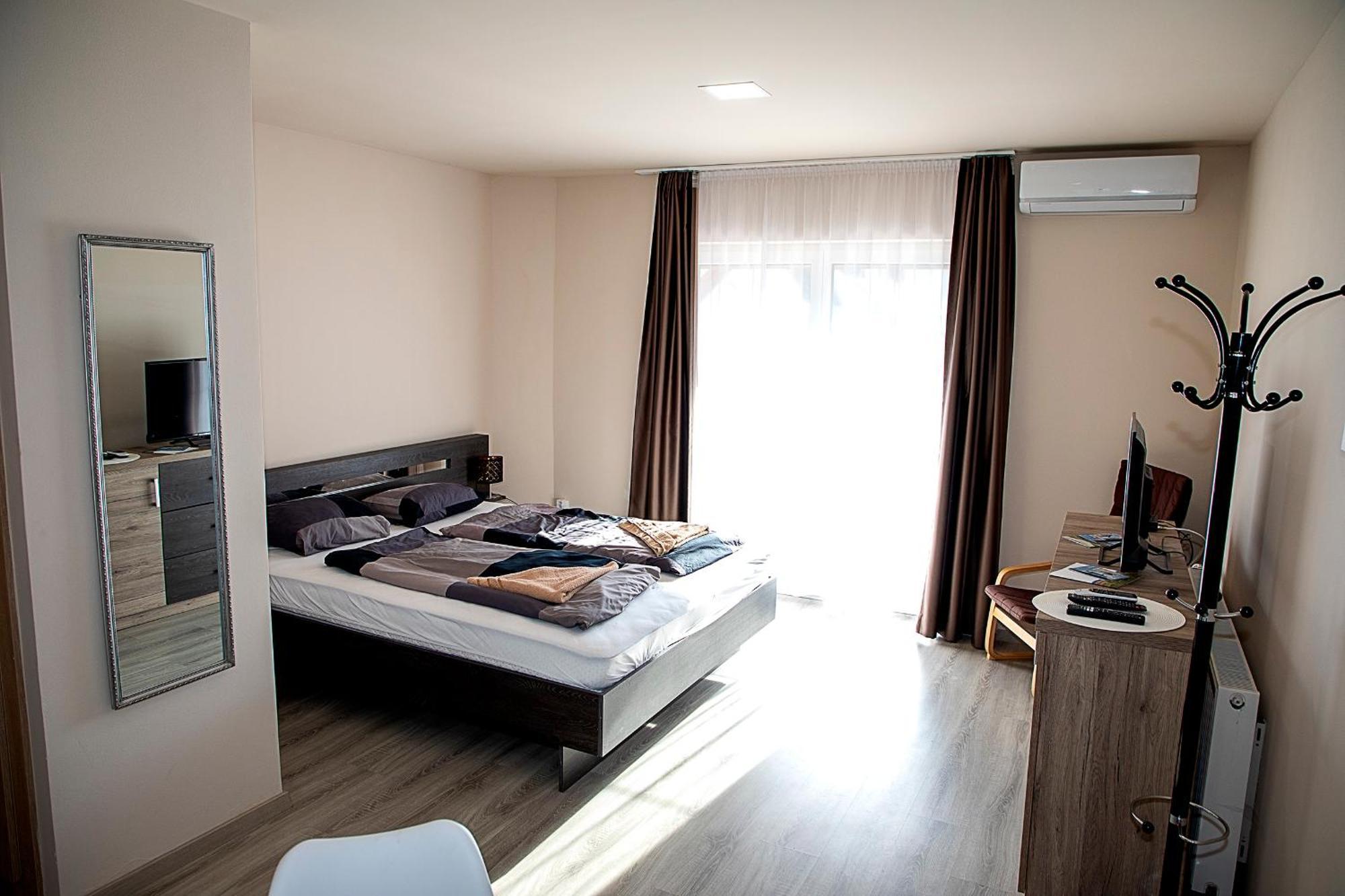 Lux Apartman Buek エクステリア 写真